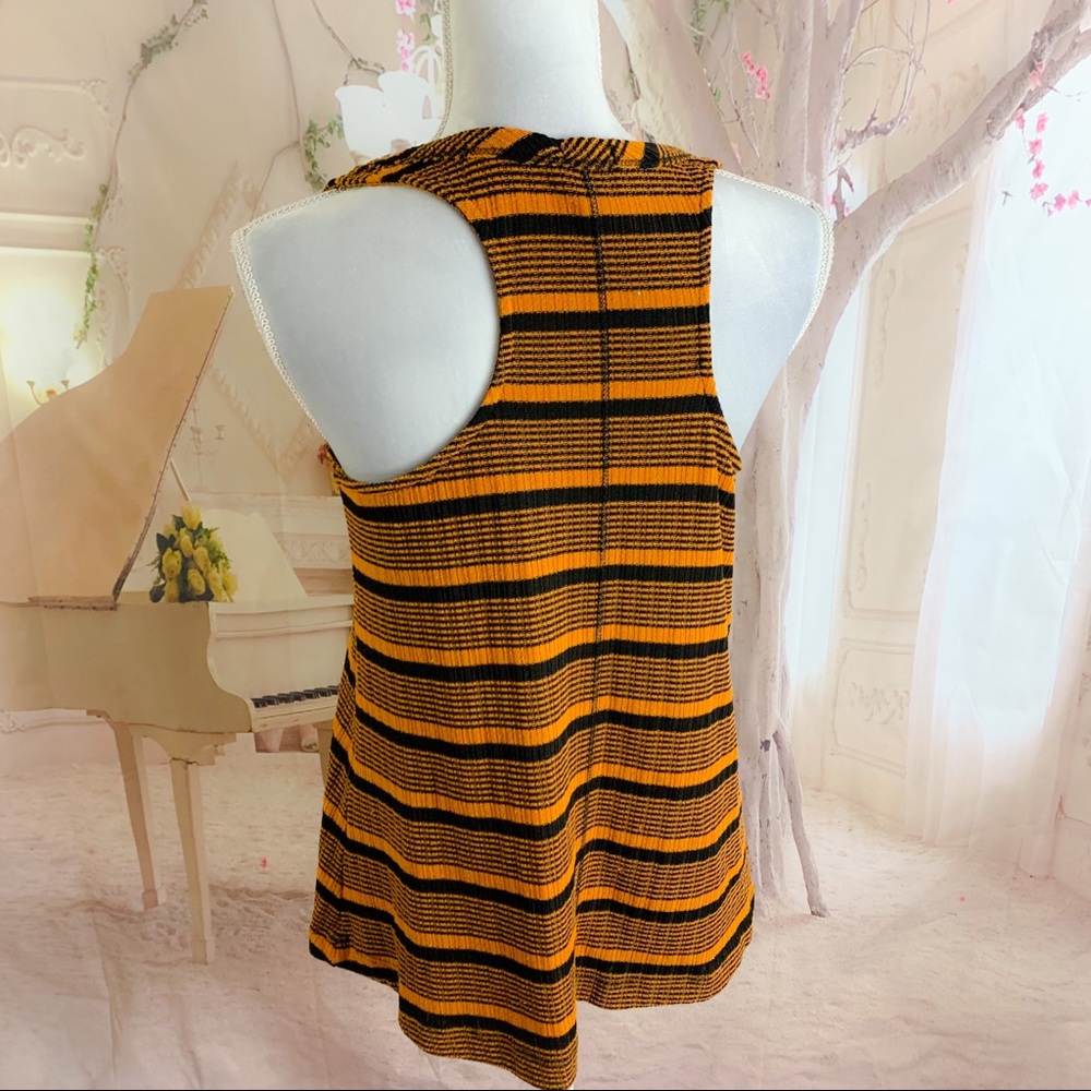 Peyton Jensen Striped Racerback Tank top - Picture 7 of 11